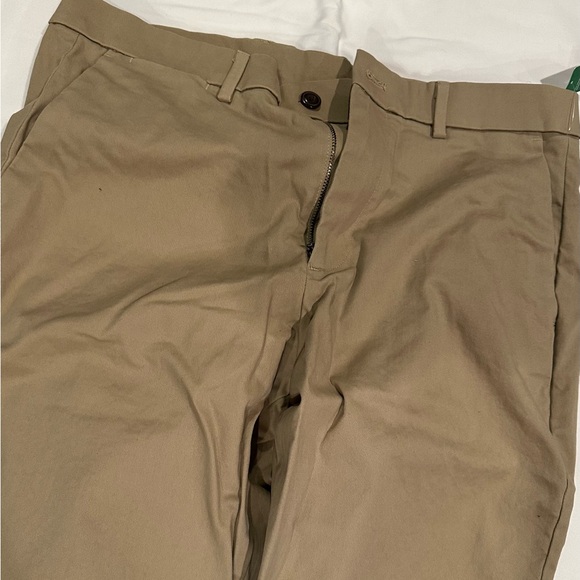 Men’s GAP Khaki Relaxed Fit Pants NWT 34x30 Work Classic Casual Weekend Cotton - Picture 9 of 10